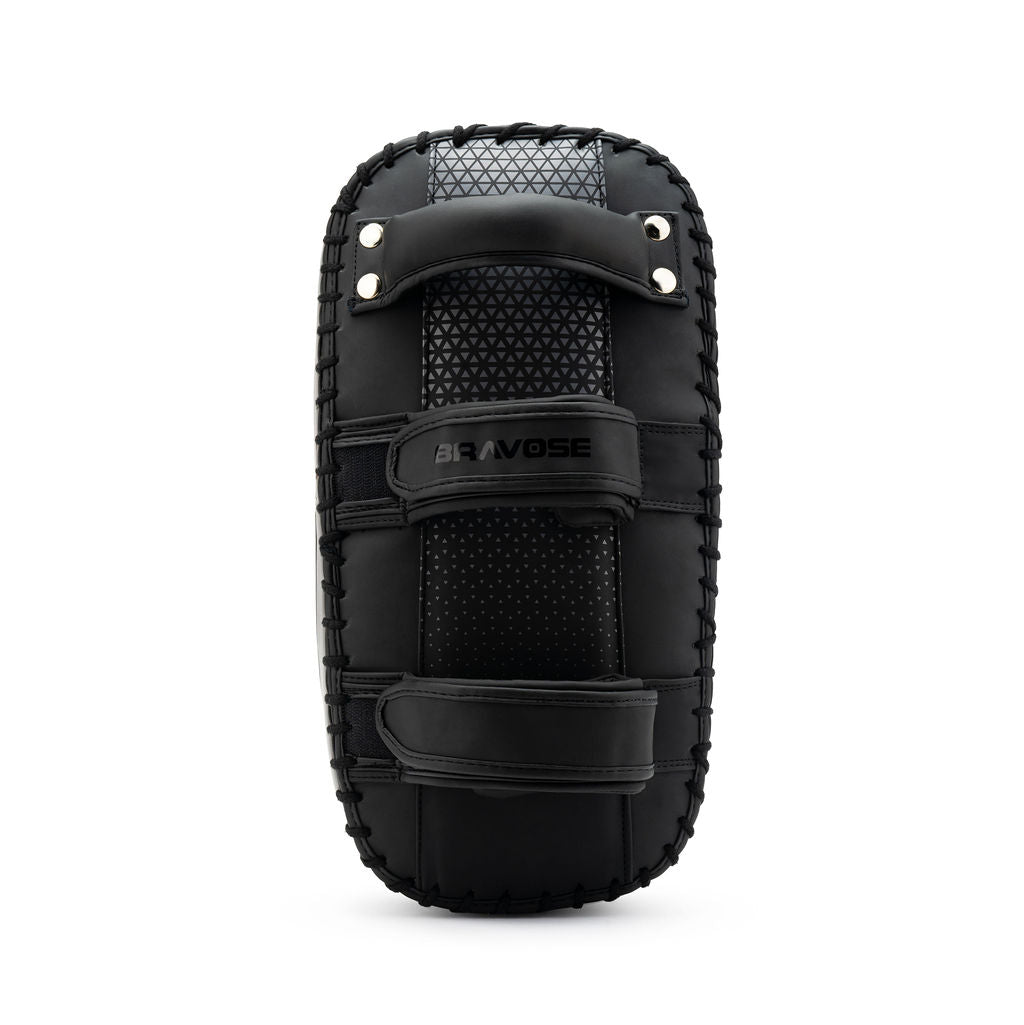 Bravose Thai Pads – Premium Muay Thai & Kickboxing Strike Pads for Training, Sparring & MMA Workouts